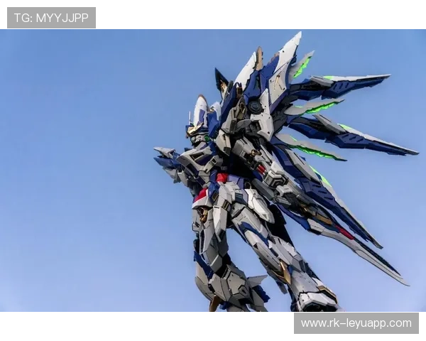 _天幕高空飞跑：在空中穿梭自由飞翔_，天幕高层什么意思